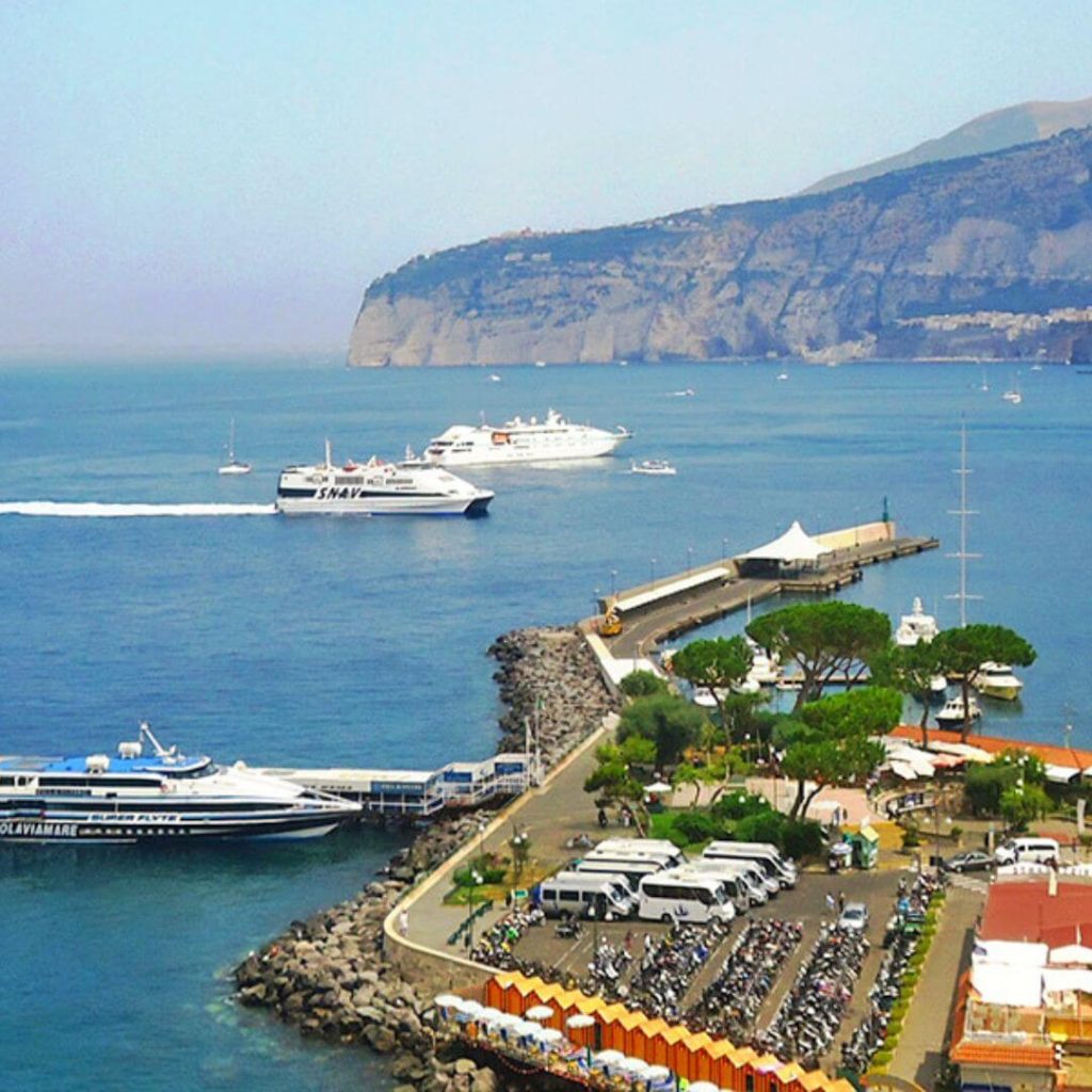 Discover the 5 Most Breathtaking Viewpoints in Sorrento: A Spectacular Seaside Experience