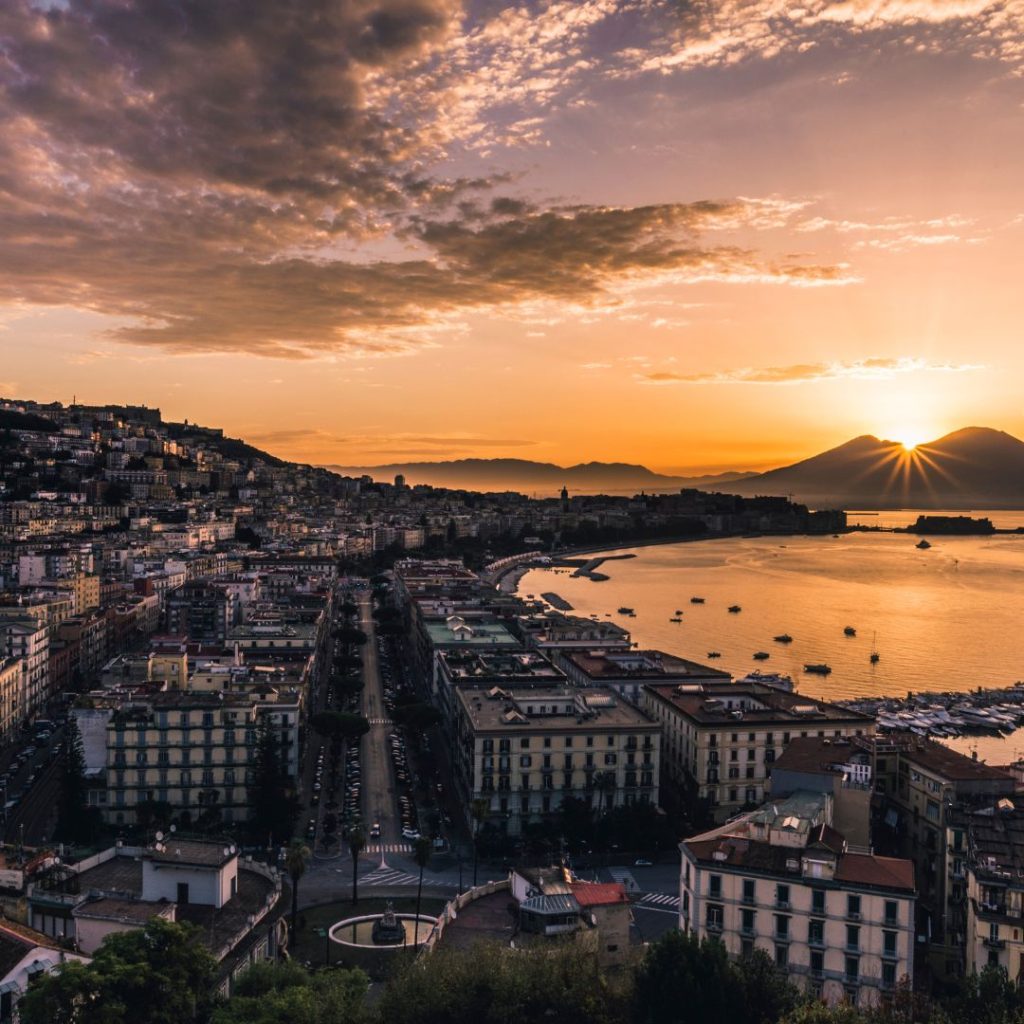 How to Meet New Friends in a Hostel: Tips for Social Travelers