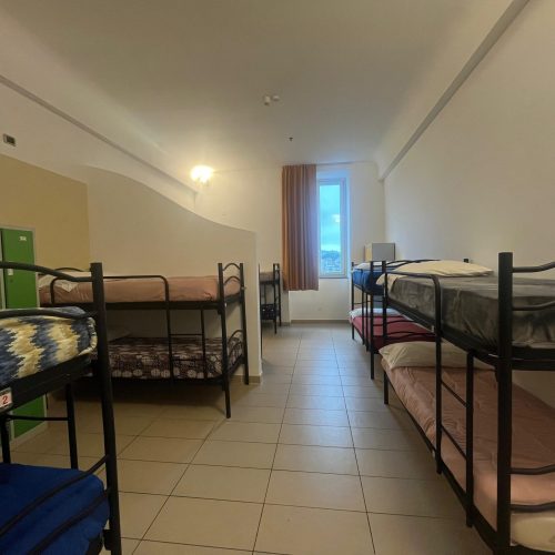 CAMERATA DA 12 FEMM NO BAGNO 3